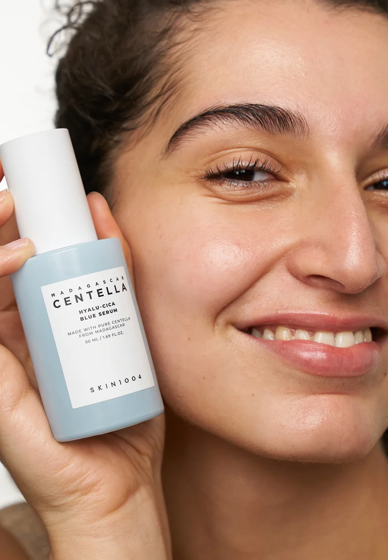 SKIN1004 - Cica Blue Serum - Madagascar Centella Hyalu - Sérum calmante e hidratante - 50ml